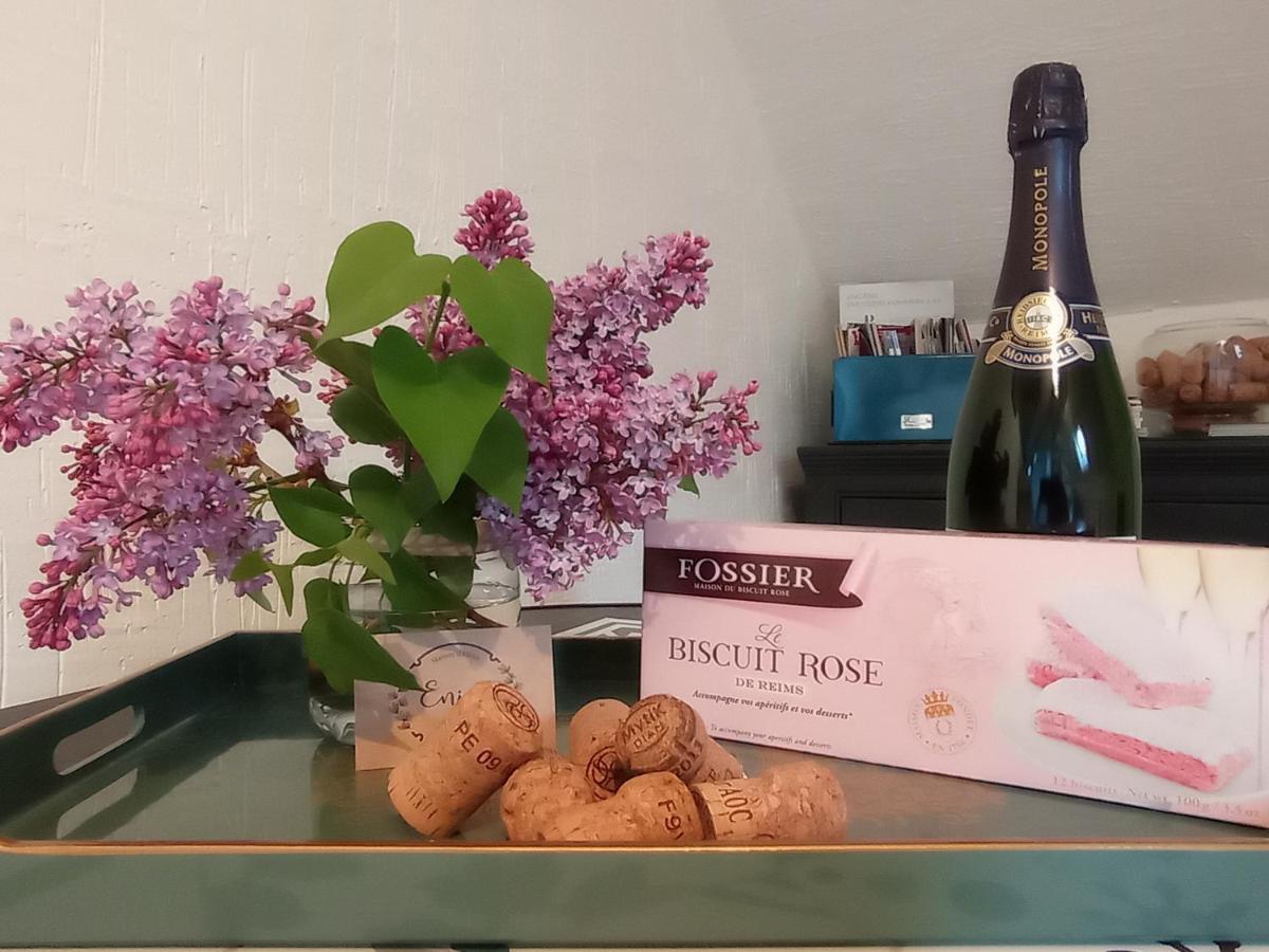 Le Cocon Appartement Proche Epernay Et Maisons De Champagne เอ-แชมเปญ ภายนอก รูปภาพ